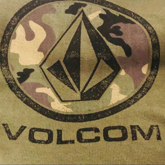 NWT Volcom Nunez Graphic Thermal LS Shirt - Picture 2 of 9